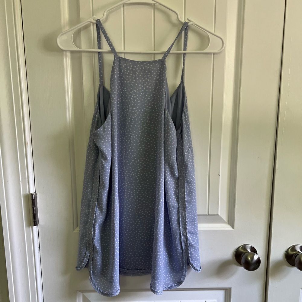 Ann Taylor Loft Pattern Tank - Picture 3 of 9